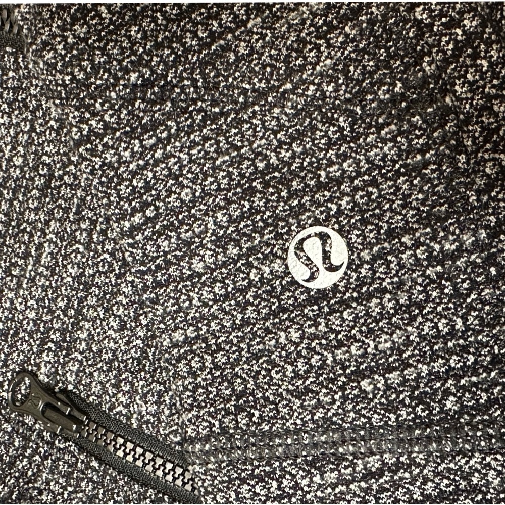Lululemon Forme Jacket - Picture 7 of 9